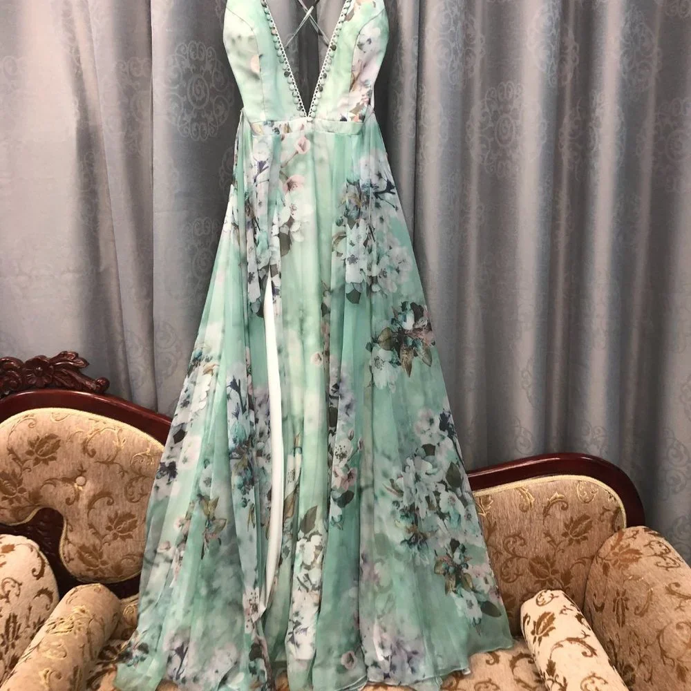 Alyce Sleek Sexy Prom Dress, BACKLESS Size 14, Aline Leg Slit Bridesmaid Formal - Picture 4 of 15